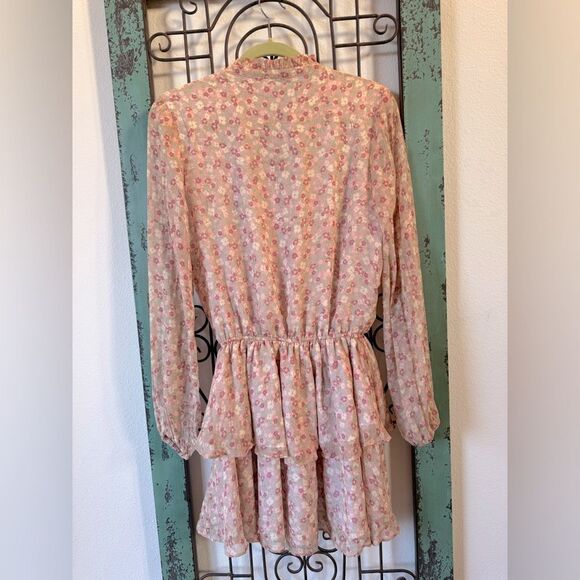 Yumi Kim for Revolve size small. Feminine and sexy! - Picture 6 of 10